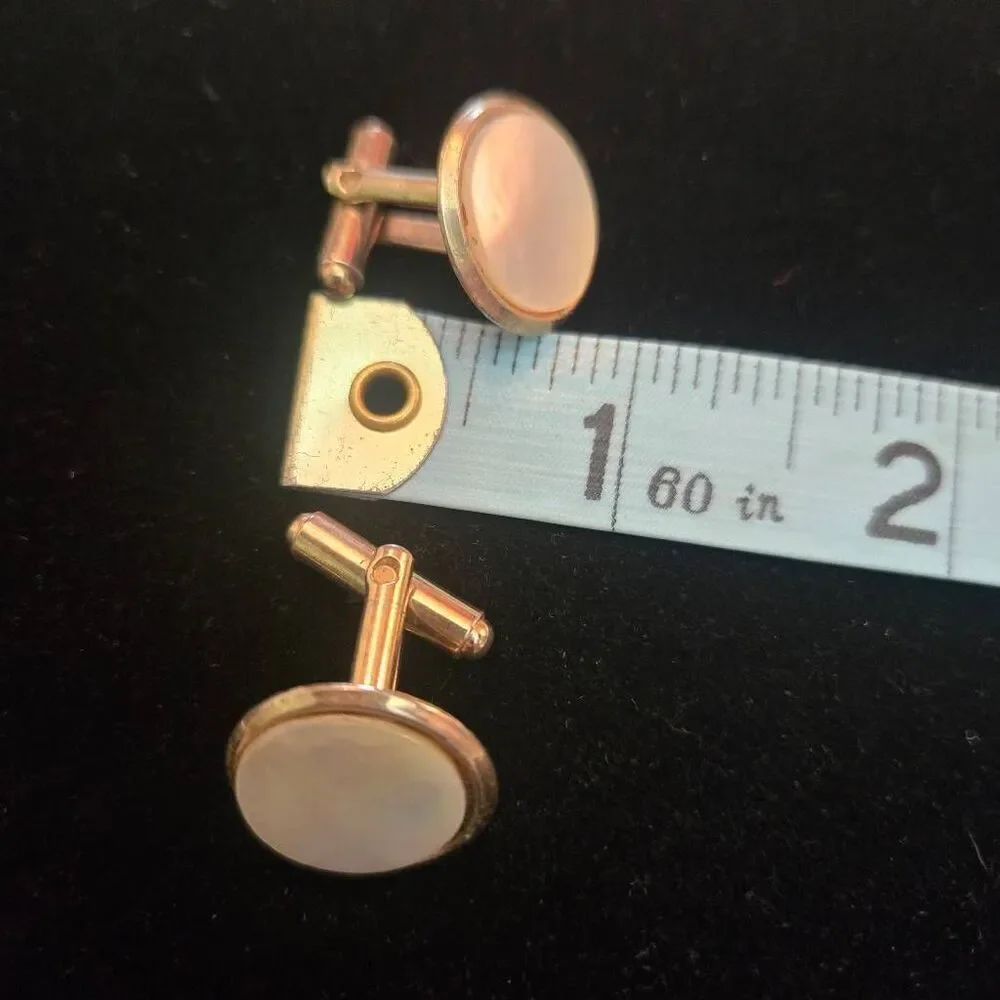 Vintage Gold Tone Mother of Pearl Cuff links
